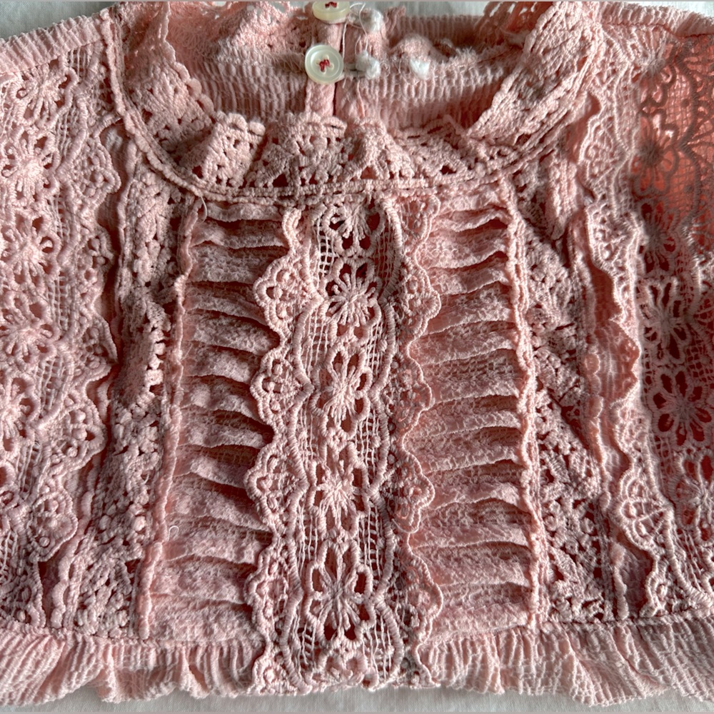Pink Junior Medium Doily Sleeveless Blouse